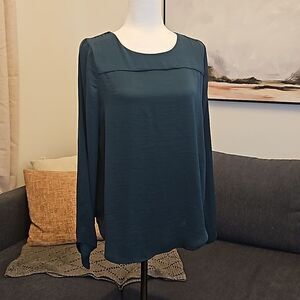 Nwt vila open back blouse